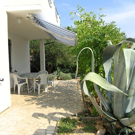 קרק Apartmani Dolencic מראה חיצוני תמונה