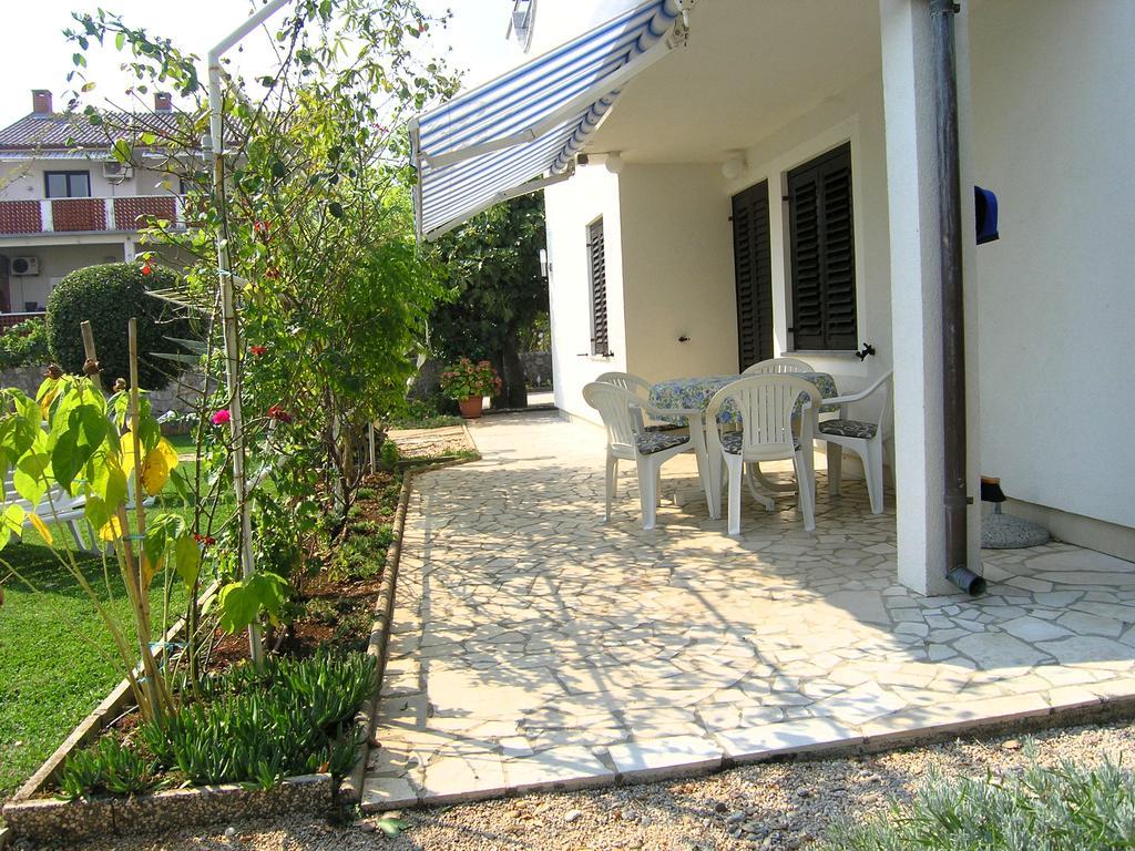 קרק Apartmani Dolencic מראה חיצוני תמונה
